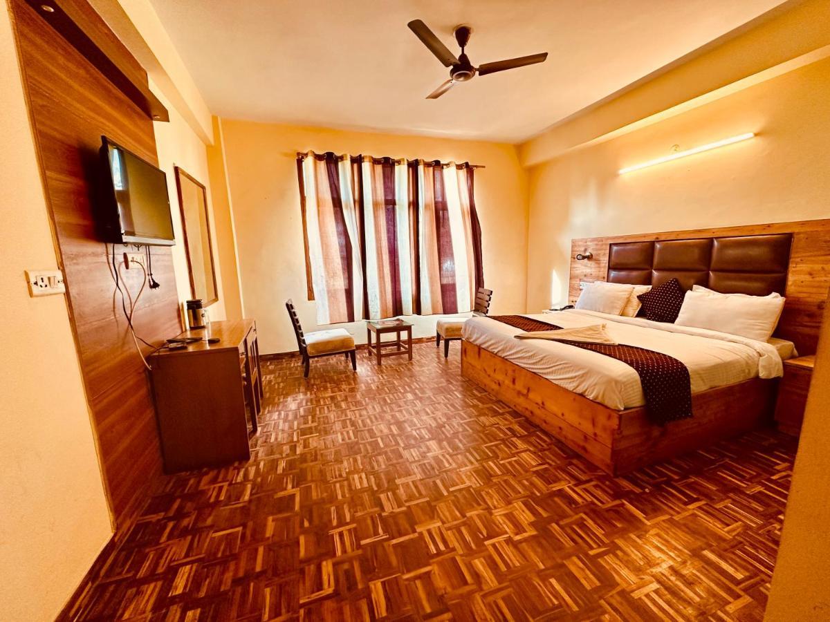 Hotel Grand Kalinga - Near Volvo Bus Stand Manali Esterno foto