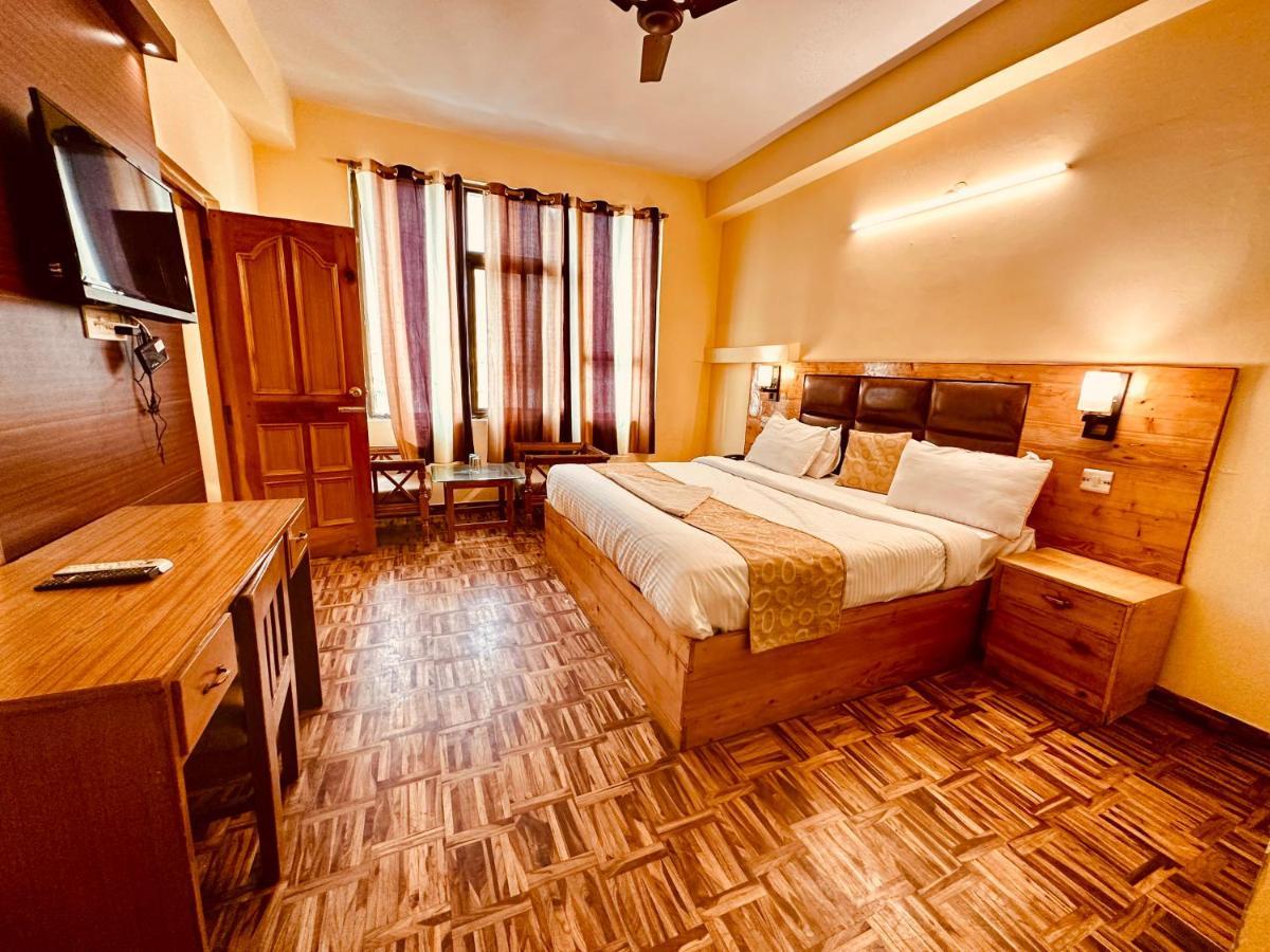 Hotel Grand Kalinga - Near Volvo Bus Stand Manali Esterno foto
