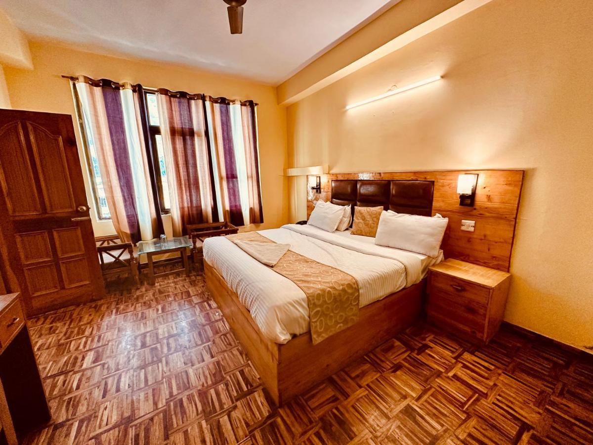 Hotel Grand Kalinga - Near Volvo Bus Stand Manali Esterno foto